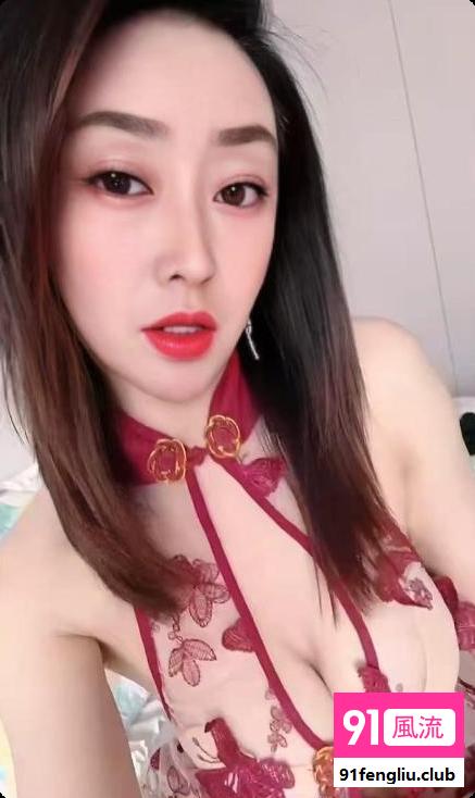 服务系美乳妖妖